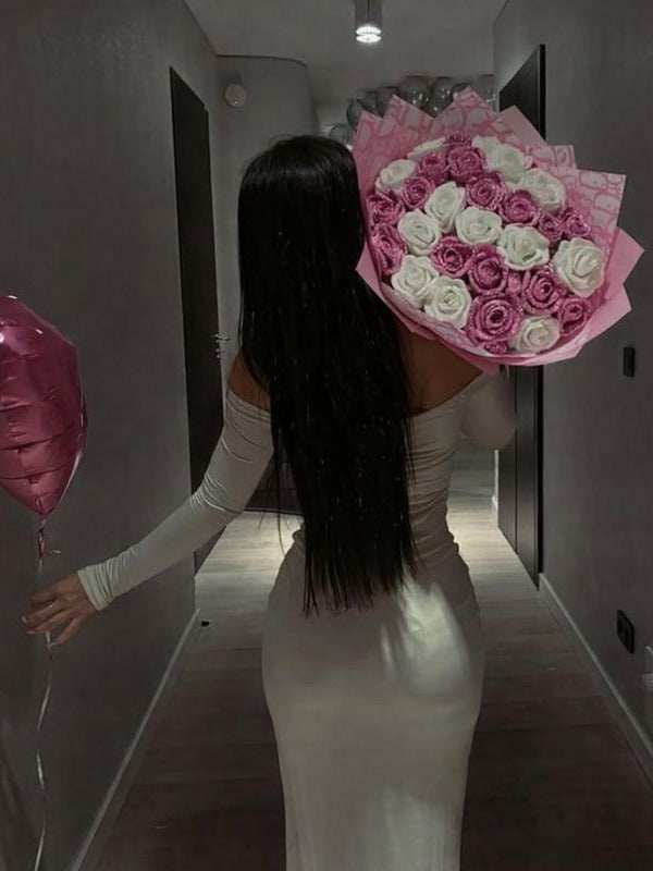 Pink and white glitter rose bouquet for Mother's Day